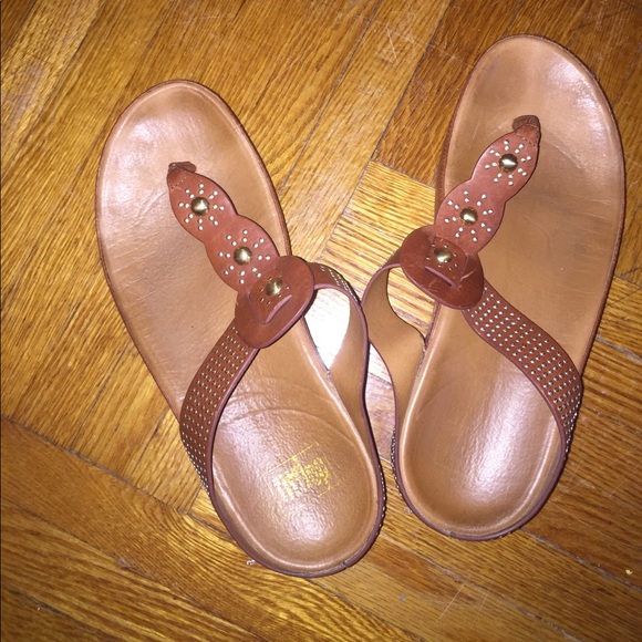 Fitflop Shoes - Fit Flop Tan Sandals Size 9
